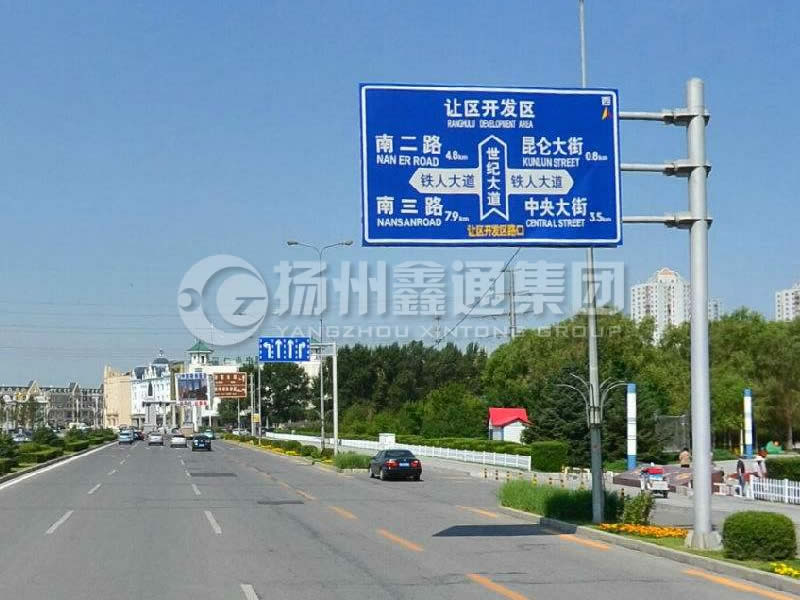 BZG-004，交通標(biāo)志桿，鍍鋅交通標(biāo)志桿
