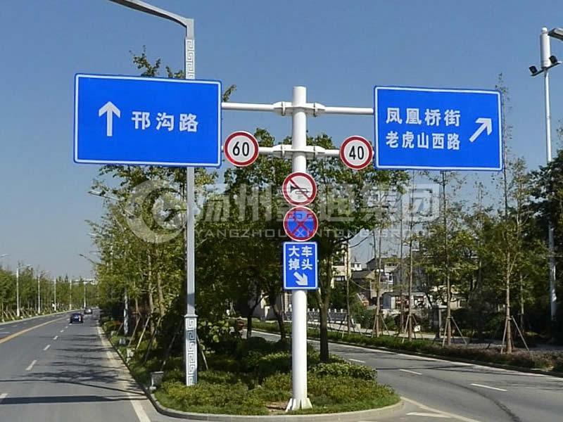 BZG-010，交通標(biāo)志桿，F(xiàn)型雙懸臂標(biāo)志桿