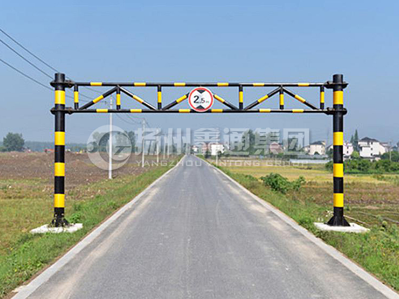 LMJ-020，鄉(xiāng)道限高龍門架