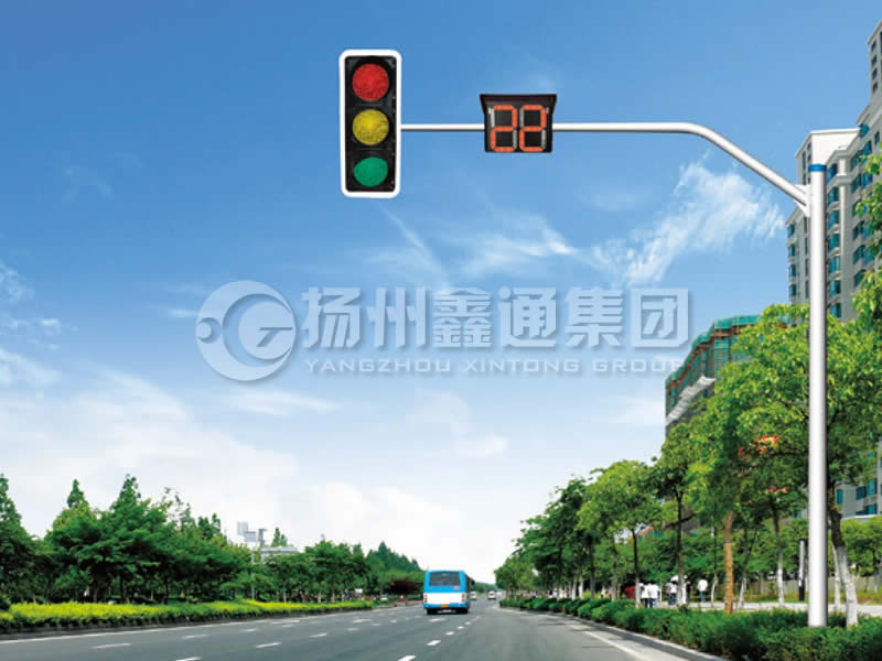 XHDG-010，彎臂信號(hào)燈桿，臨沂信號(hào)燈桿